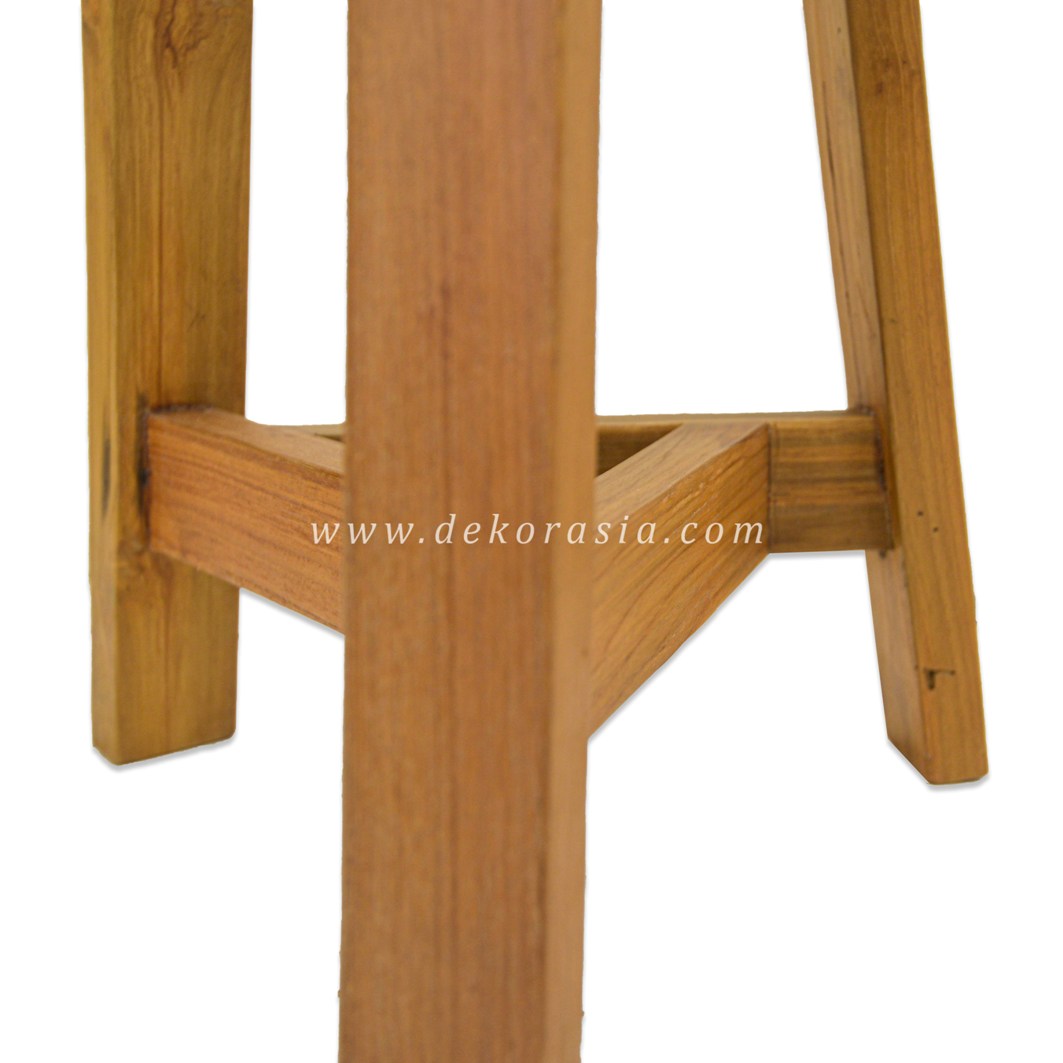 Round Natural Stool