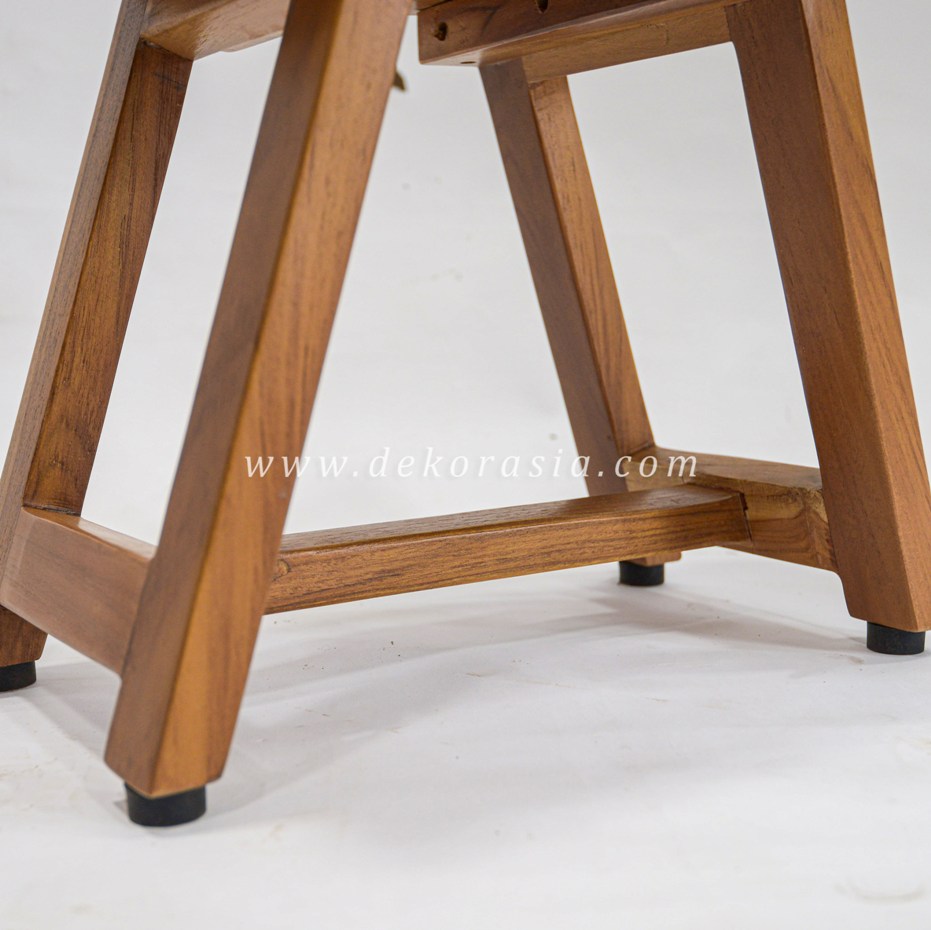 Curved Recta Stool