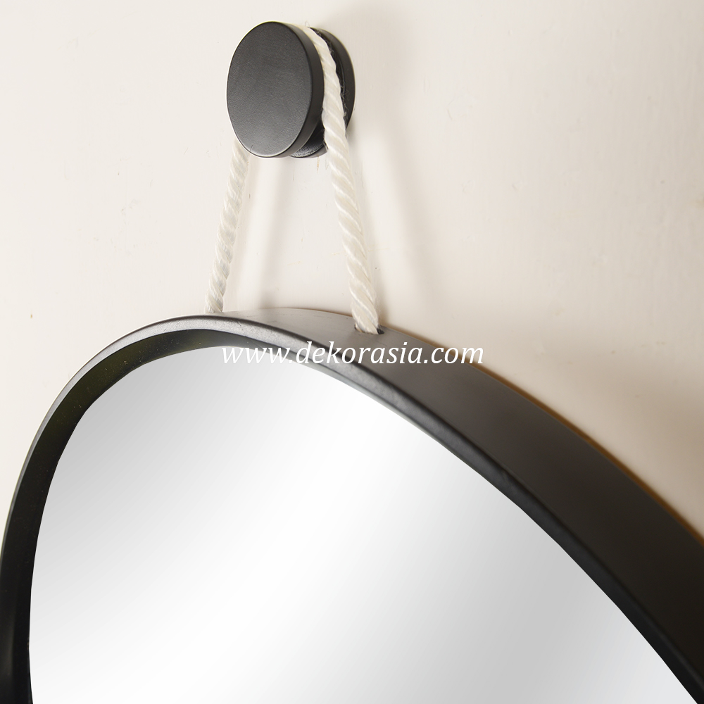 Round Mirror